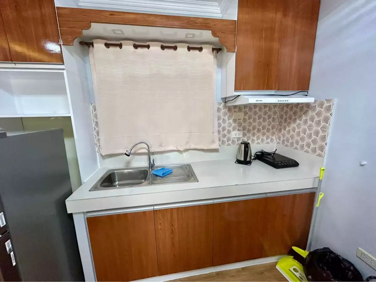 Semi-Furnished 2BR Unit For Sale — 2 Bedrooms in Cebu City, Cebu — Photo 5