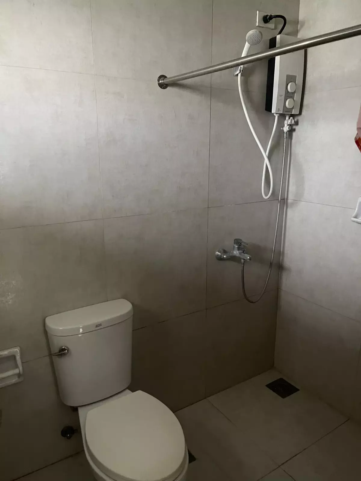 Studio Unit for Rent at Prime Residences — Studio in Mandaue City, Cebu, Philippines — Photo 7