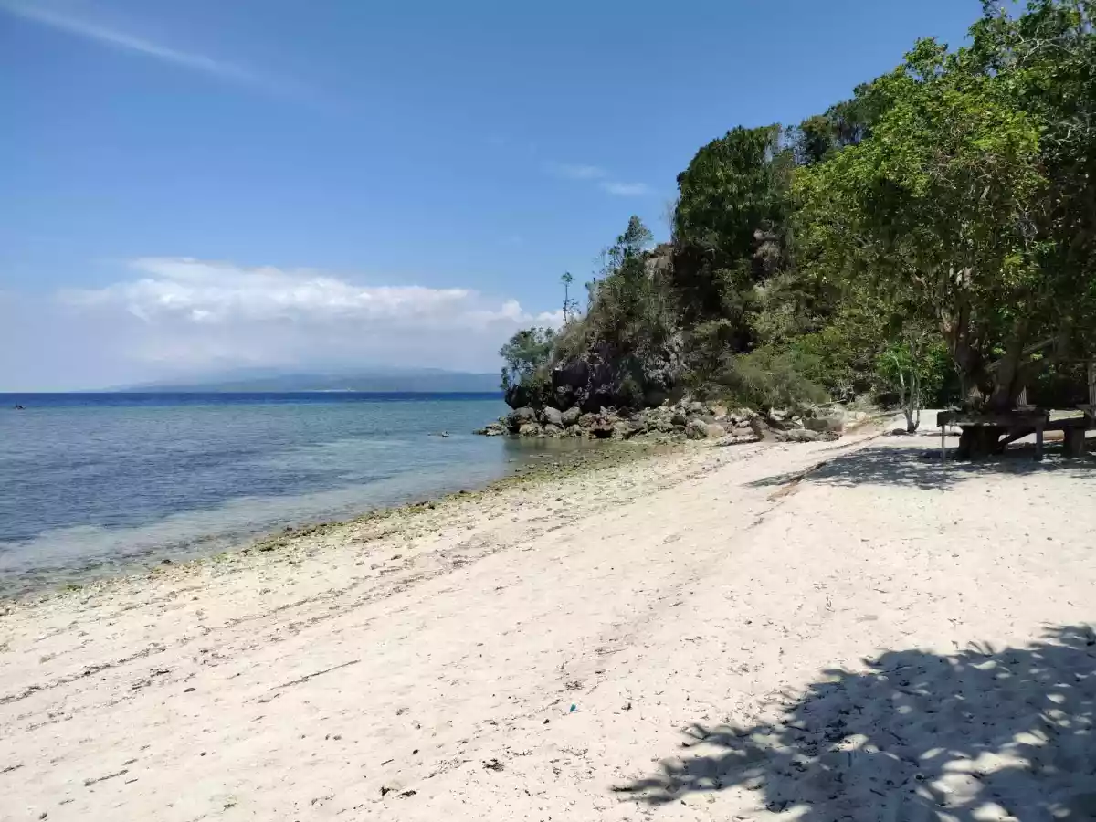 FOR SALE! BEACHFRONT LOT