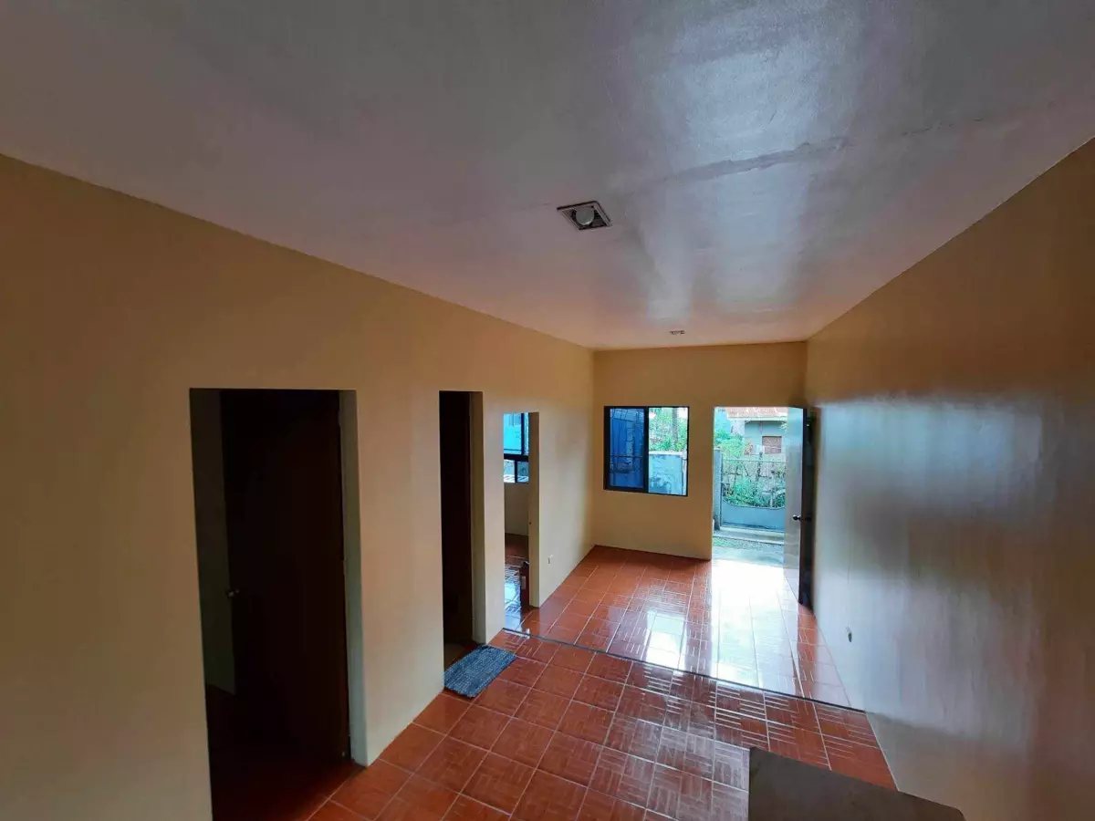 3-Door Apartment with  - photo 3