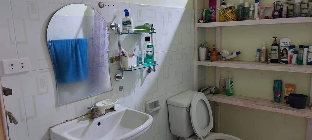 House and Lot with Warehouse FOR SALE - photo 4