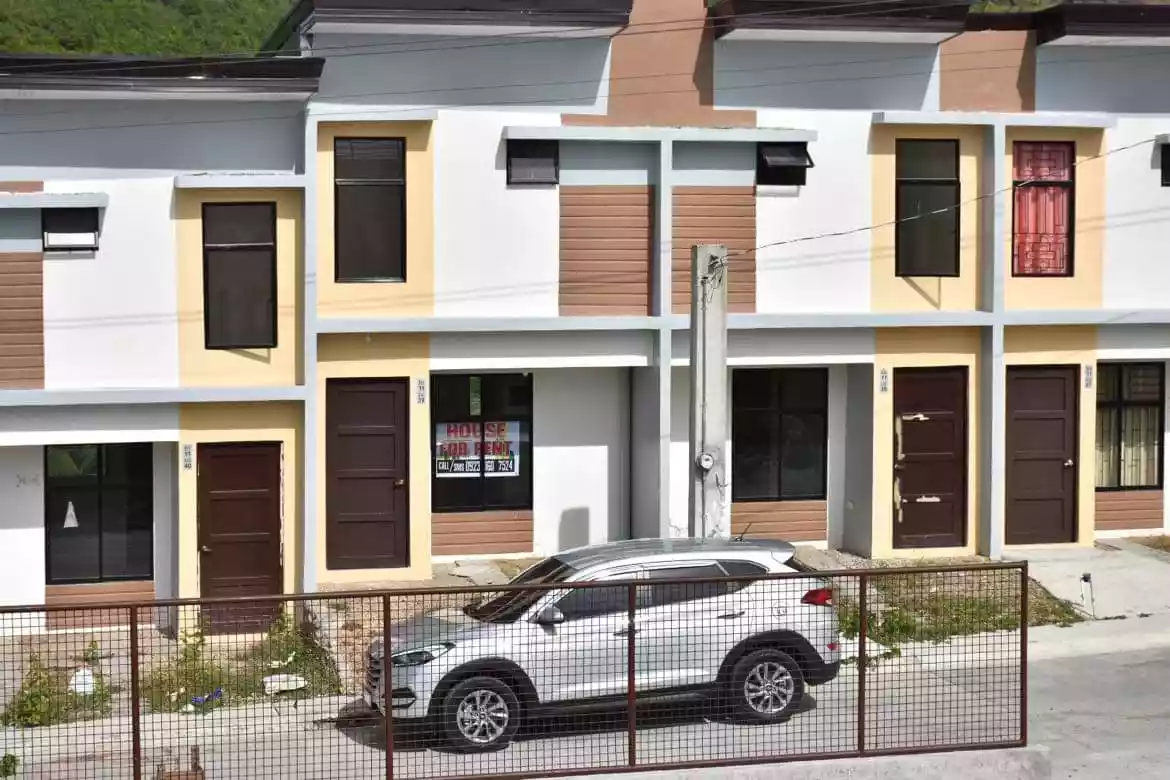 Townhouse for sale in casa mira linao cebu