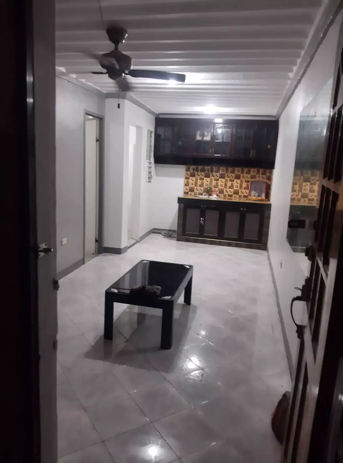 FOR RENT SEMI-FURNISHED TOWNHOUSE UNIT IN MACTAN CEBU CITY  - photo 7