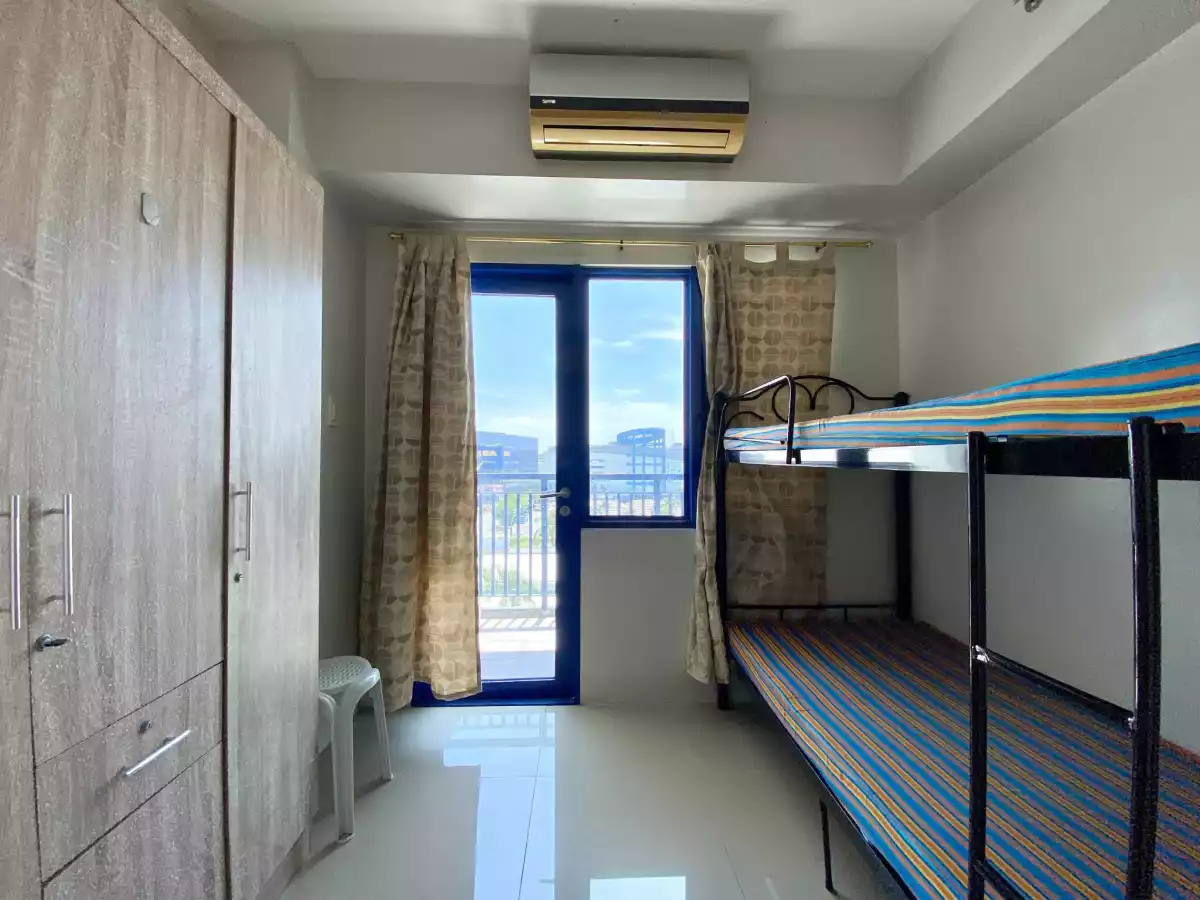 1BR SEMI-FURNISHED UNIT FOR SALE AT SEA RESIDENCES   - photo 2