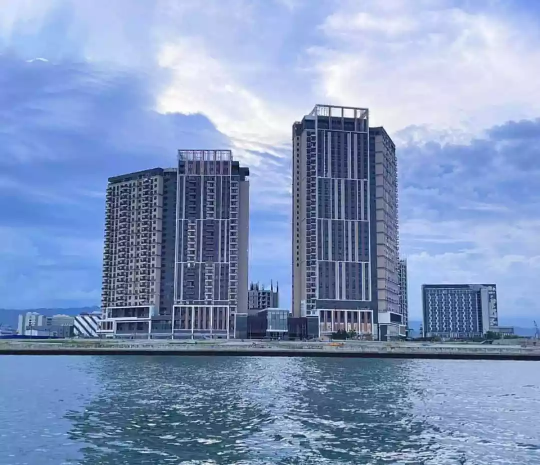 Mandani Bay