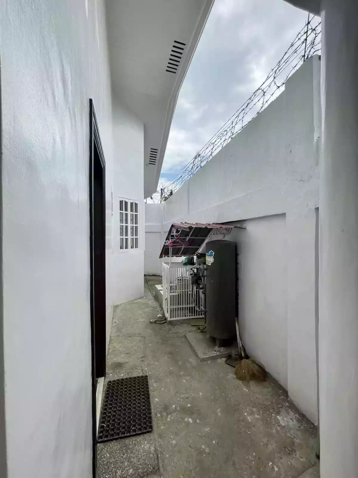 Open photo 17 of 18 — Newly Renovated Detached Bungalow House and Lot in San Isidro, Talisay City