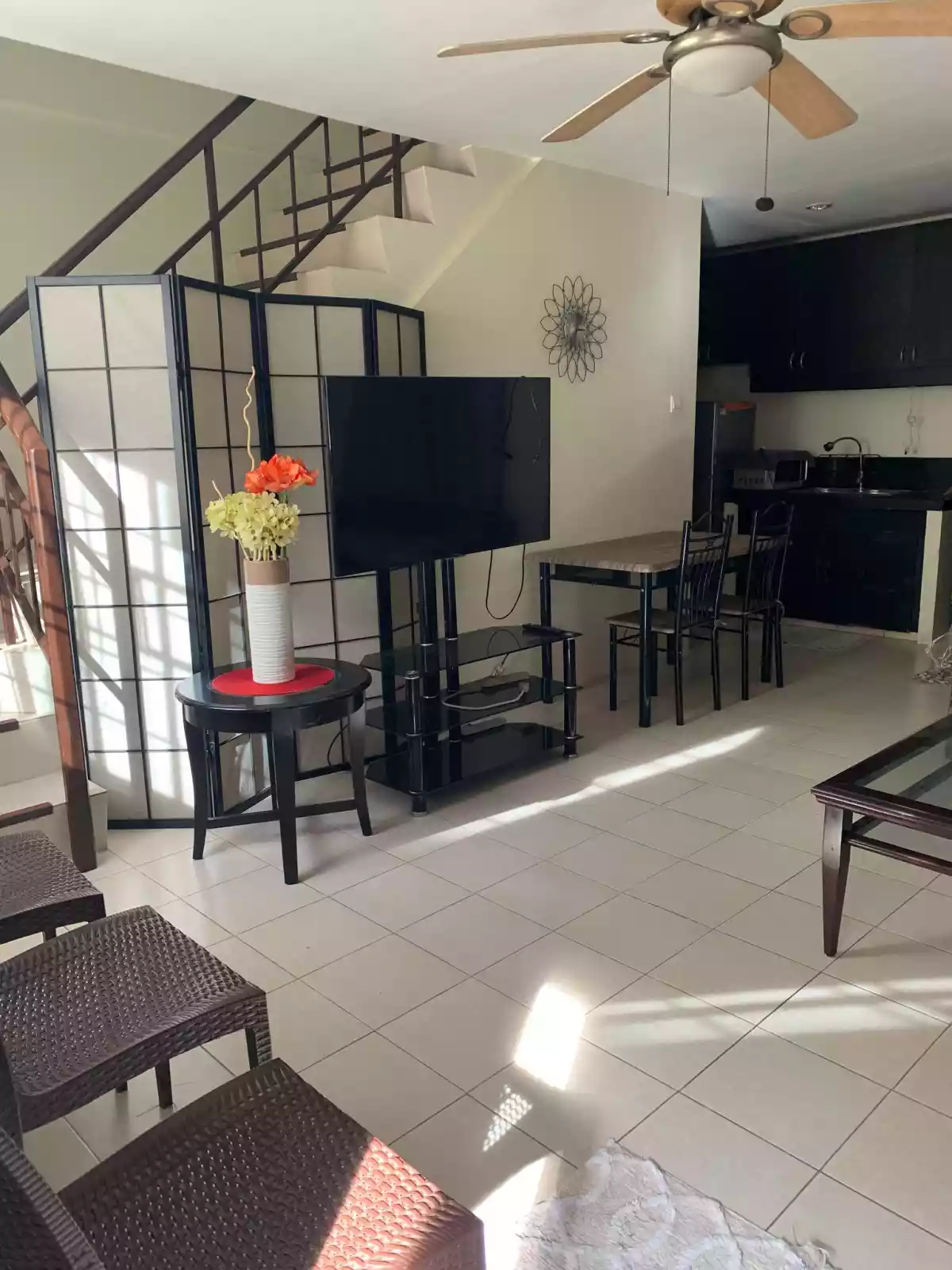 HOUSE AND LOT FOR RENT IN BAYSWATER MACTAN