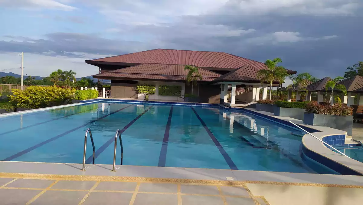 THE MOST LUXURIOUS SUBDIVISION WITH GREAT AMENITIES LOCATED AT THE HEART OF THE CITY — Residential Lot in Davao del Sur, Philippines — Photo 3