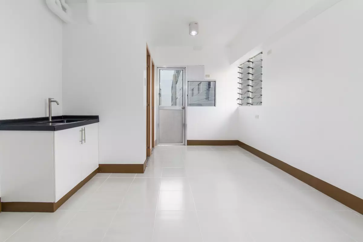 Corner Studio Unit with Large Balcony beside IT Park - photo 5