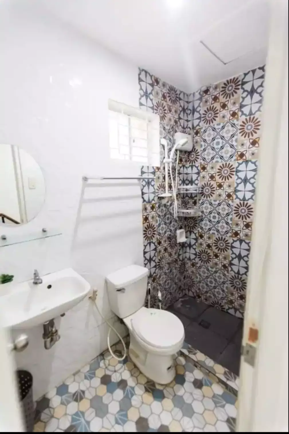 Open photo 15 of 44 — Fully furnished Single Attached in Azienda Genova
