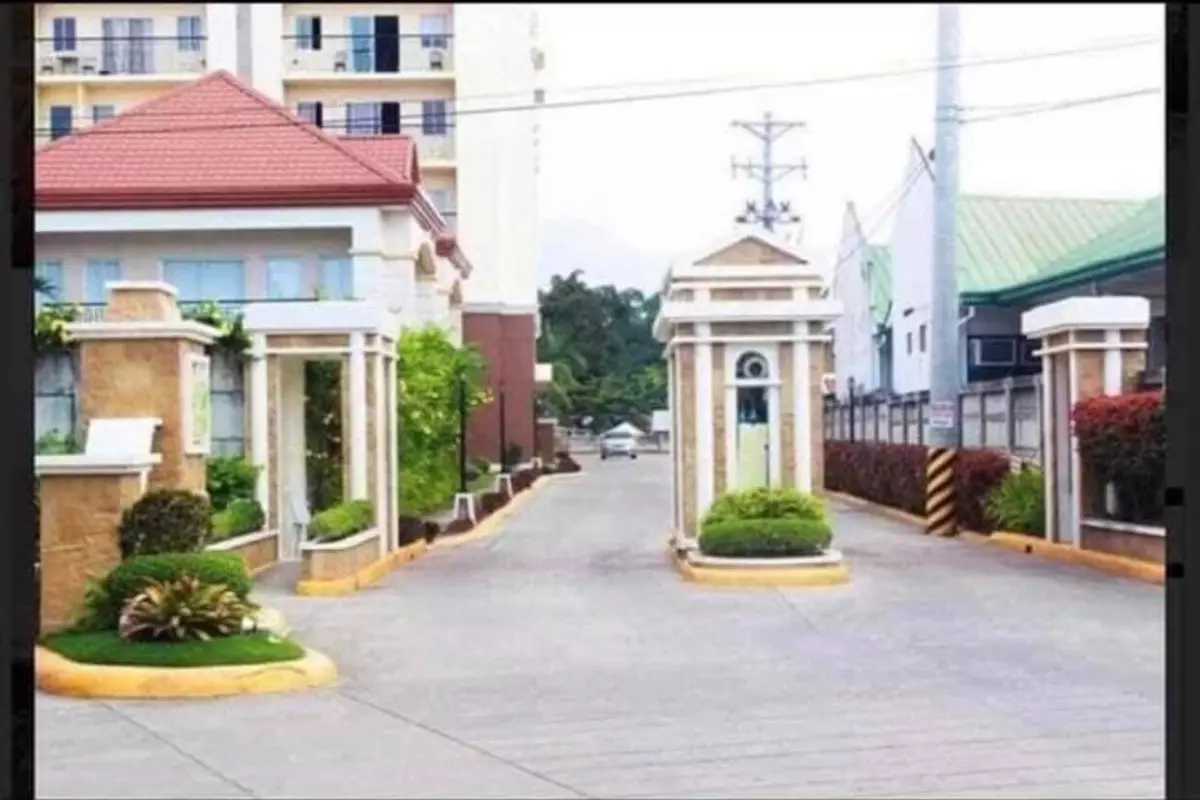 Townhouse For Sale — Townhouse in Gervacio Quijada Street, Cebu City, Cebu — Photo 3