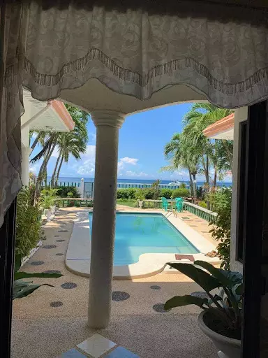 Open photo 18 of 21 — BEACH HOUSE FOR SALE