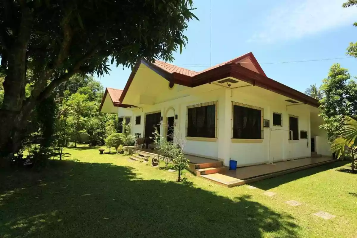 HOUSE AND LOT FOR SALE — House and Lot in Dumaguete, Negros Oriental, Philippines — Photo 6