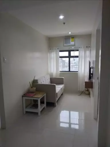 Fully Furnished One Bedroom — 1 Bedroom in La Guardia Street, Cebu City, Cebu — Photo 5
