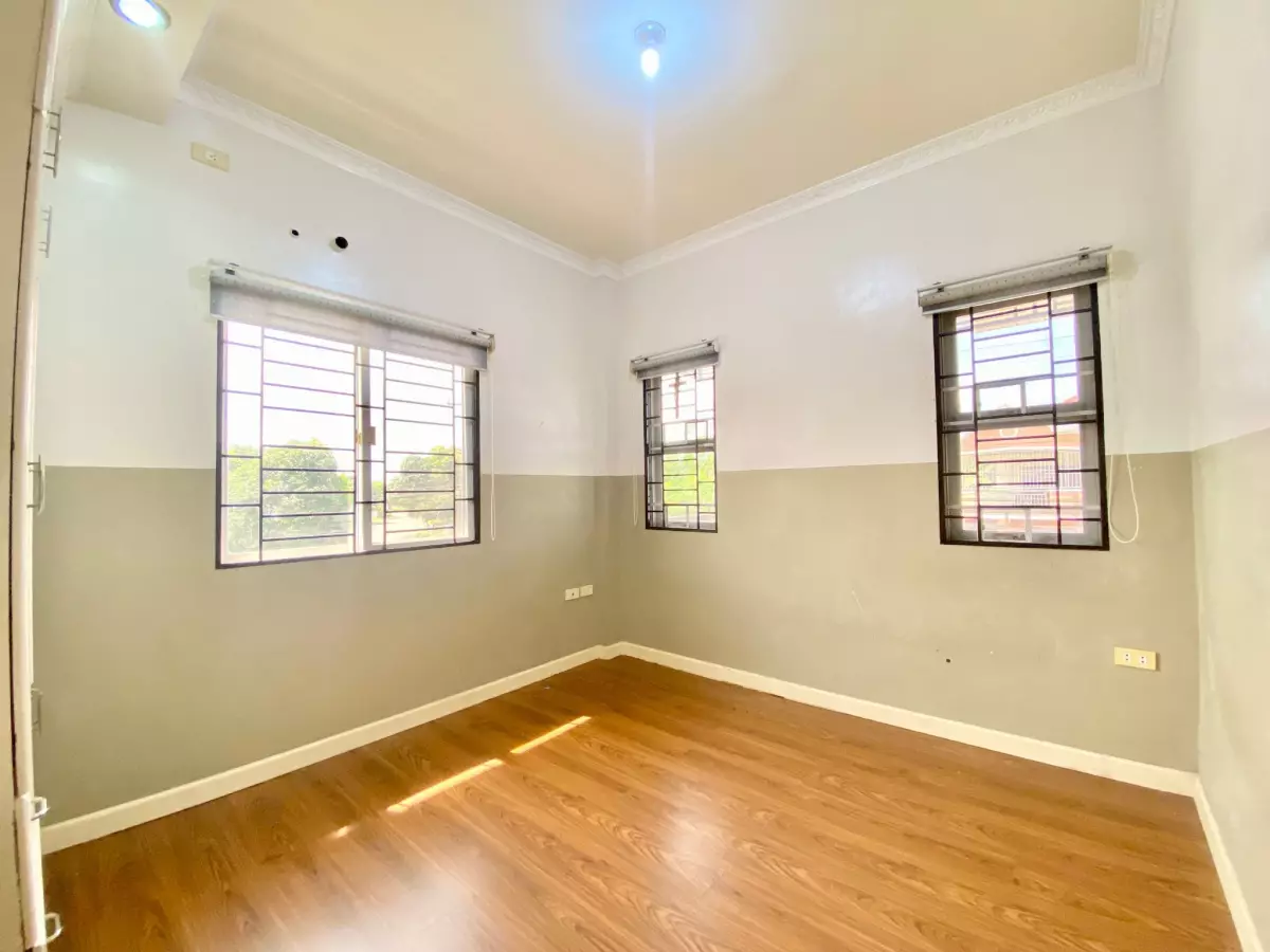 SOPHISTICATED HOUSE & LOT FOR SALE at Buena Vista, Pampanga — House and Lot in Mabalacat, Pampanga, Philippines — Photo 3