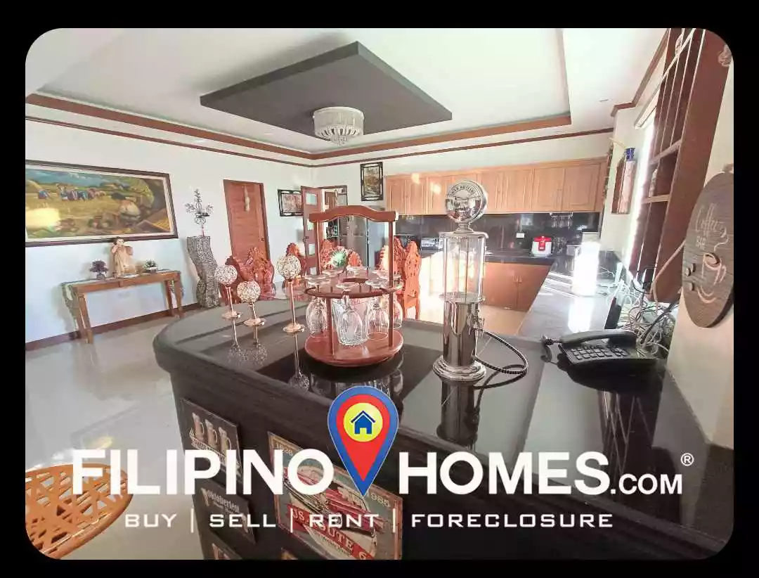 Open photo 17 of 21 — Big House and Lot in Pili 