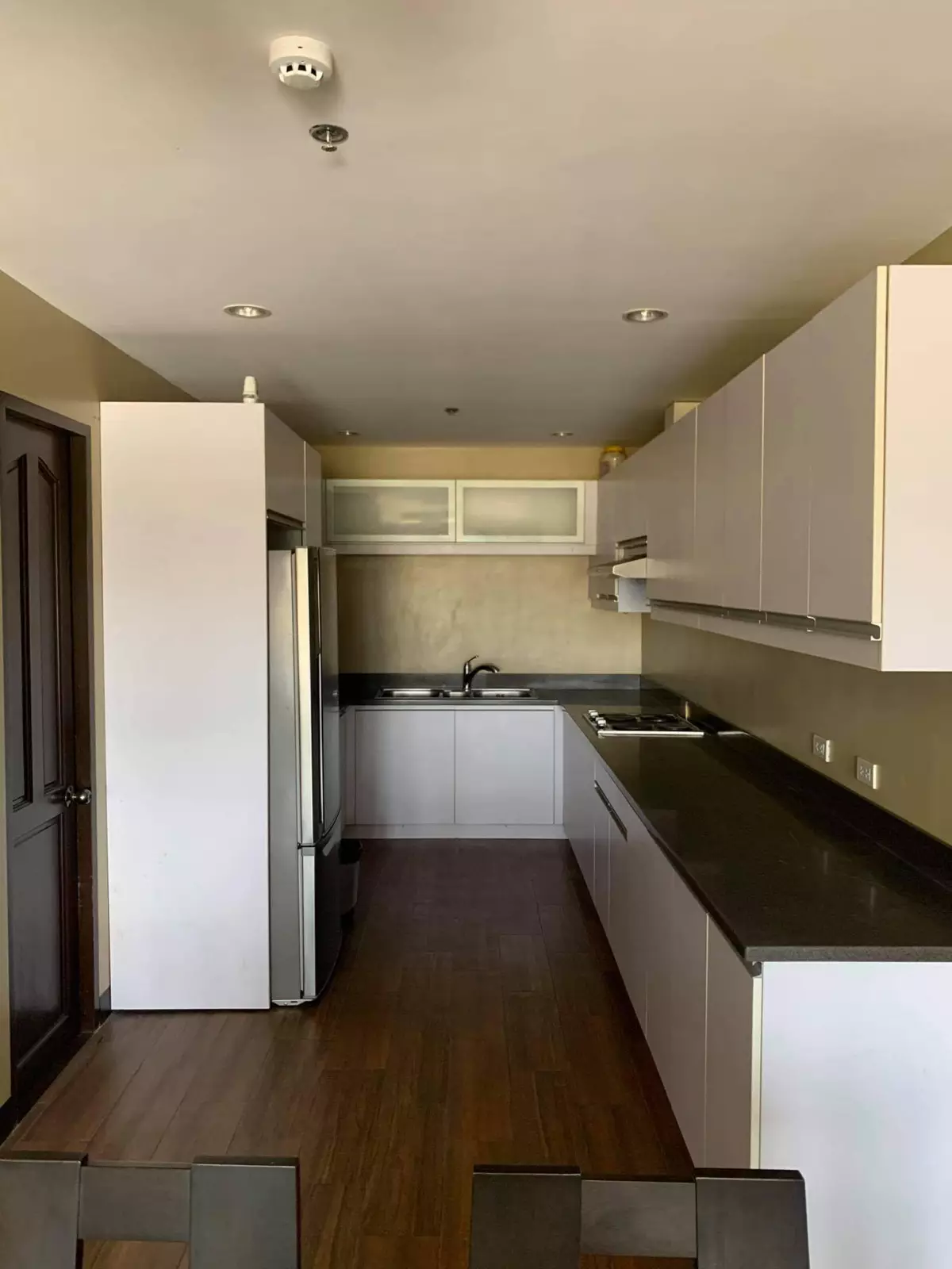 Condominium  - photo 4