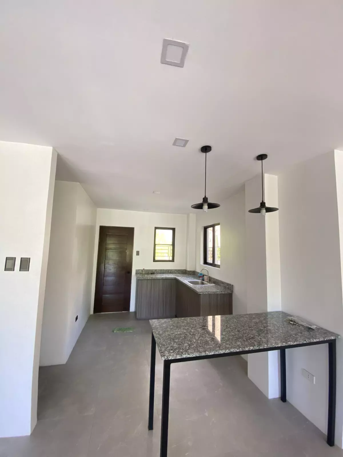 3 STOREY HOUSE AND LOT — House and Lot in Cebu City, Cebu, Philippines — Photo 4