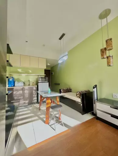FURNISHED STUDIO UNIT FOR LEASE at Ridgewood Towers — Studio in Carlos P. Garcia Avenue, Taguig, Metro Manila — Photo 4