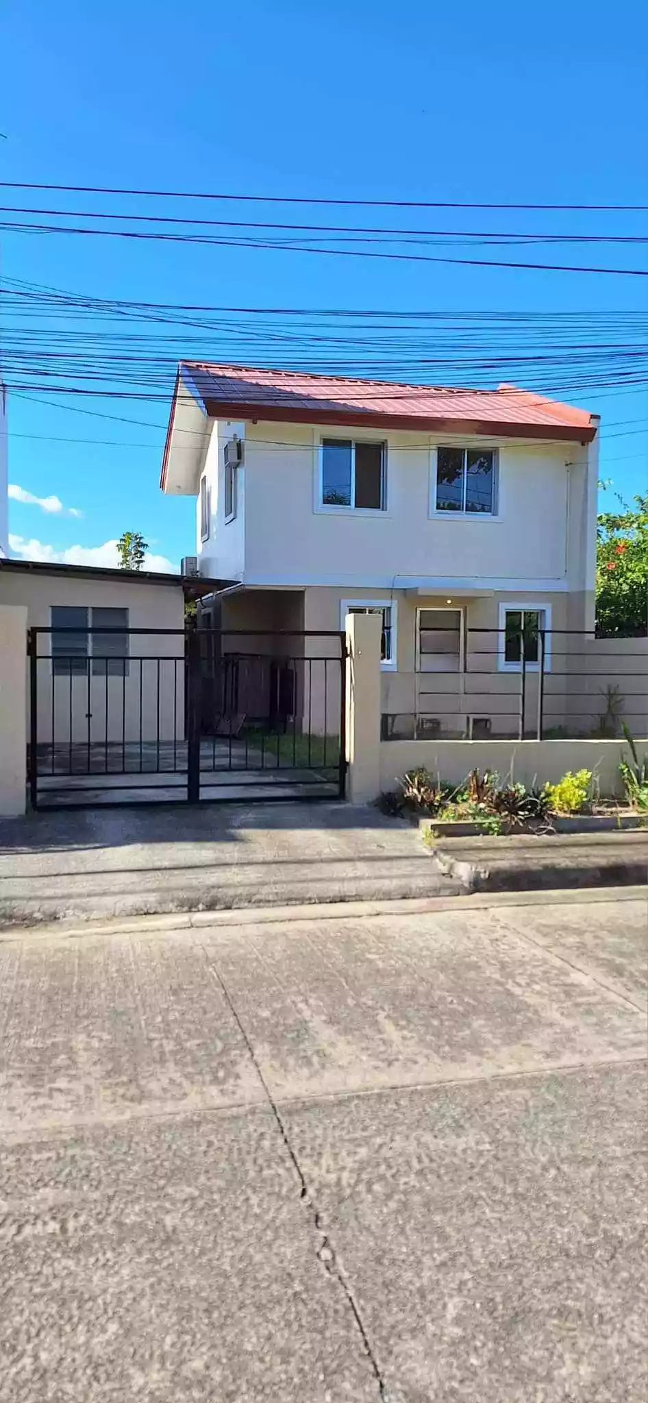TWO-STOREY HOUSE FOR RENT — House and Lot in Lapu-Lapu City, Cebu, Philippines — Photo 4