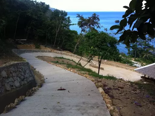 Overlooking Lot For Sale — Residential Lot in Aklan, Philippines — Photo 6