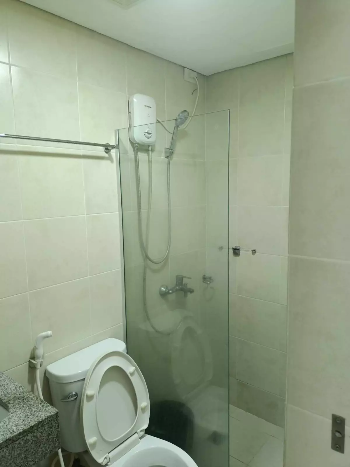 Sundance Residences Studio With Balcony — Studio in R. Duterte Street, Cebu City, Cebu — Photo 5