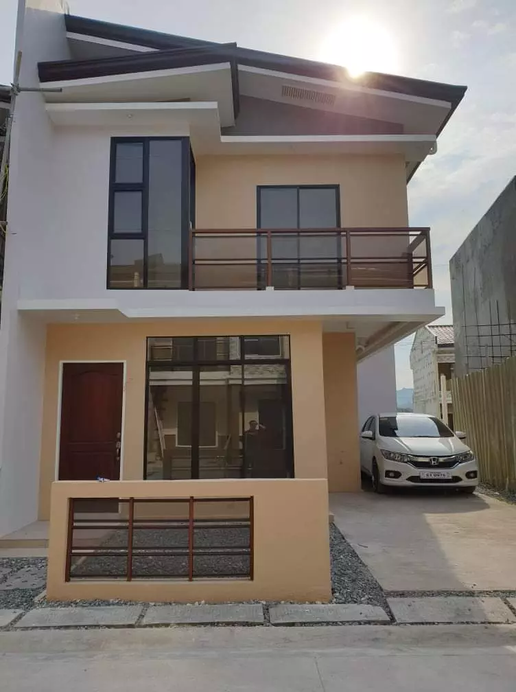 For: Rent / Assume / Sale - photo 2