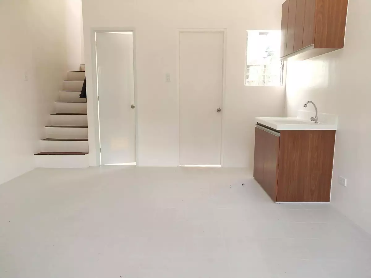 Ready for Occupancy - Gardenbloom South  - photo 3