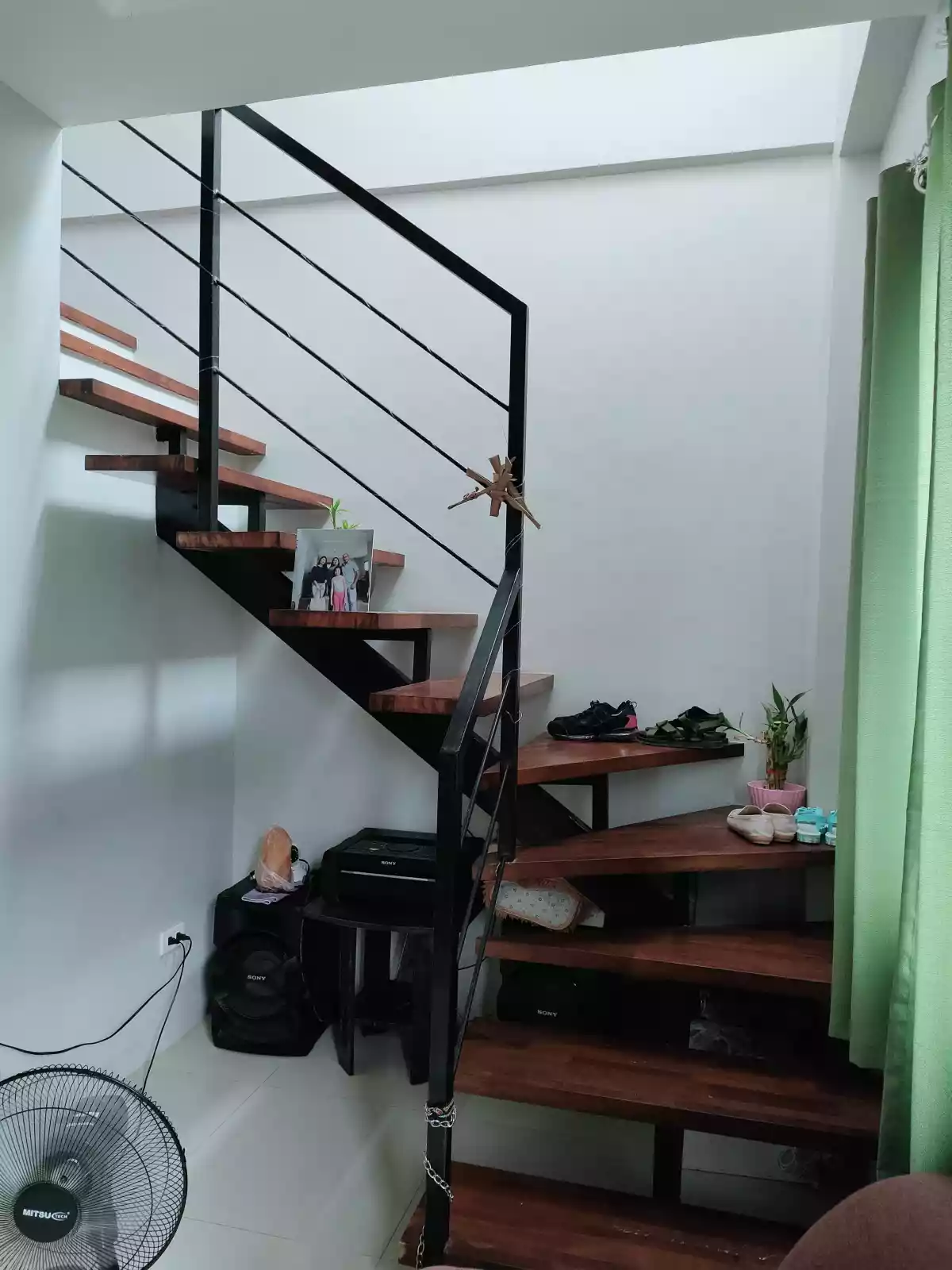 FOR RENT HOUSE AND LOT - photo 4