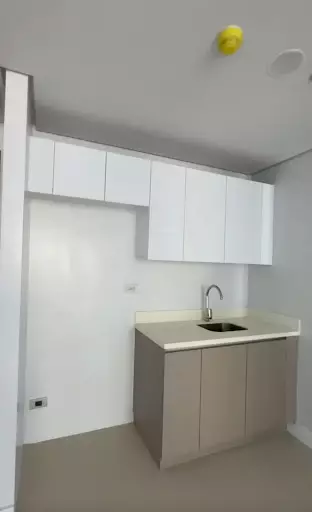 1BR for Assume in 38Park Ave IT Park — 1 Bedroom in Cebu City, Cebu, Philippines — Photo 5