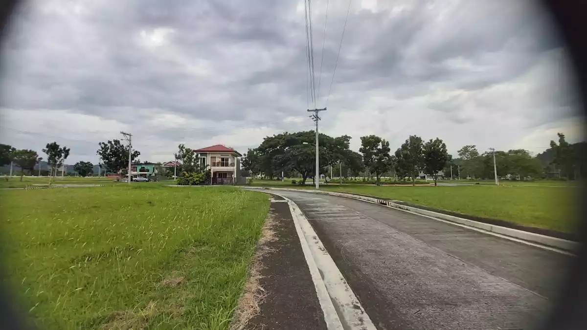RESIDENTIAL LOT FOR SALE - photo 5
