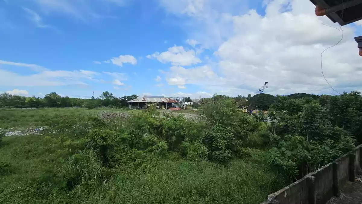 Open photo 13 of 14 — A GOOD DEAL LOT BESIDE CASA RUFINA SOUTH IS FOR SALE!!!