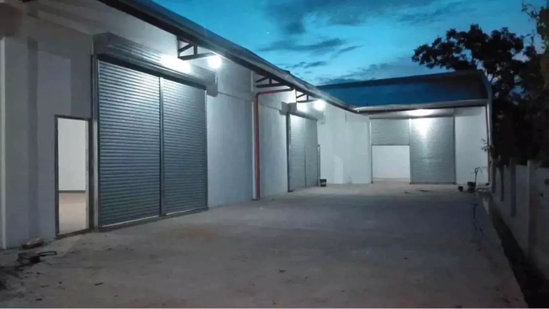 4 DOORS MINI WAREHOUSE FOR SALE — Warehouse in Cagayan de Oro, Misamis Oriental, Philippines — Photo 2