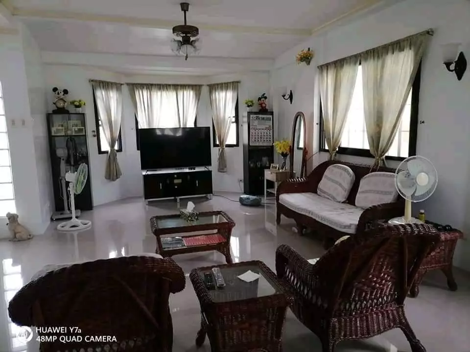 For Sale 2Storey House in Corona Del Mar - photo 6