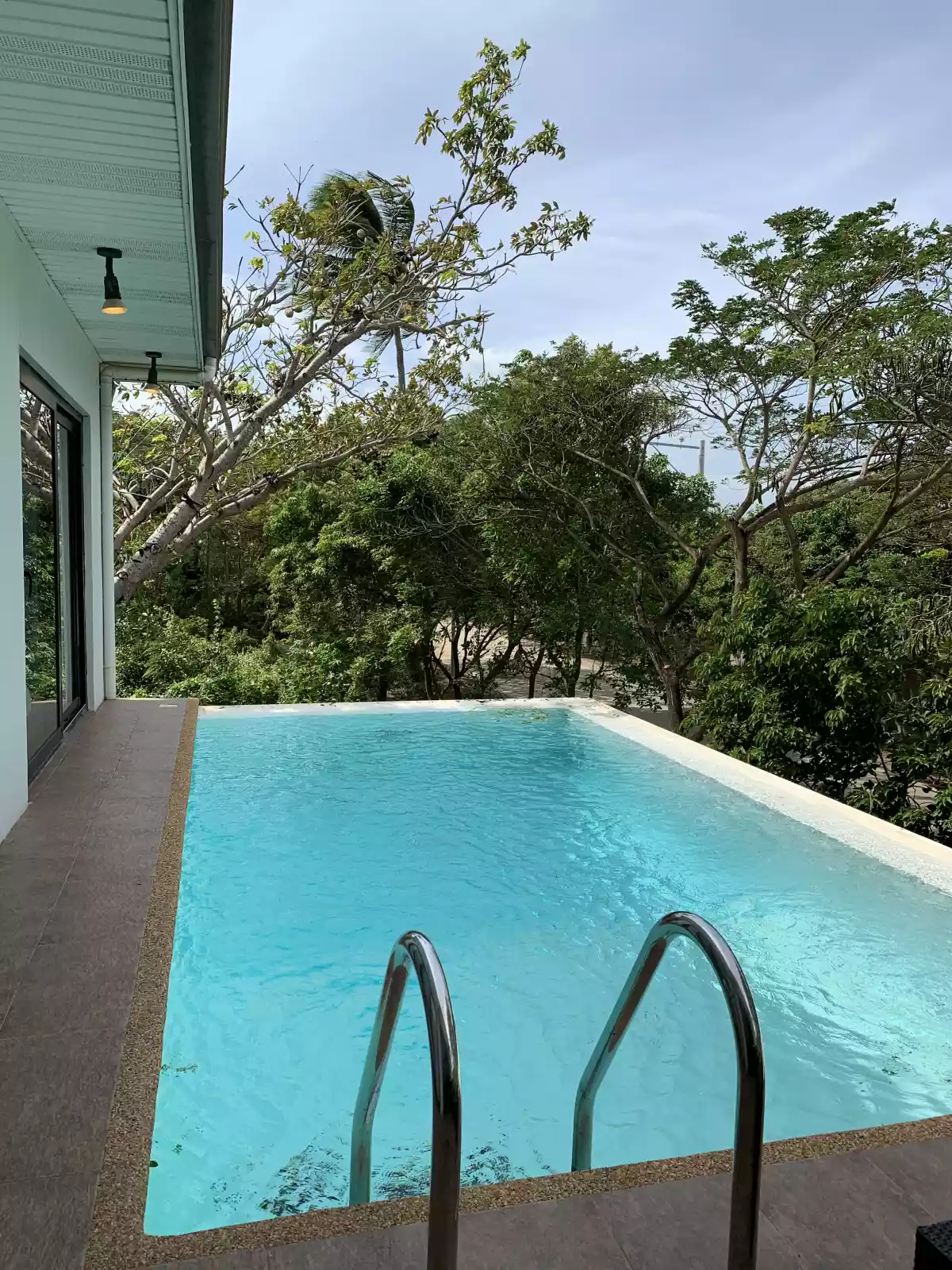 Open photo 14 of 24 — A modern and spacious House and Lot in Amara Liloan , with own swimming pool
