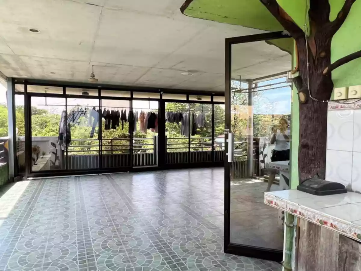 for sale beach house in liloan cebu - photo 4