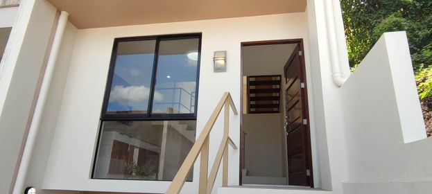 Titled Property — House and Lot in Cebu City, Cebu, Philippines — Photo 6