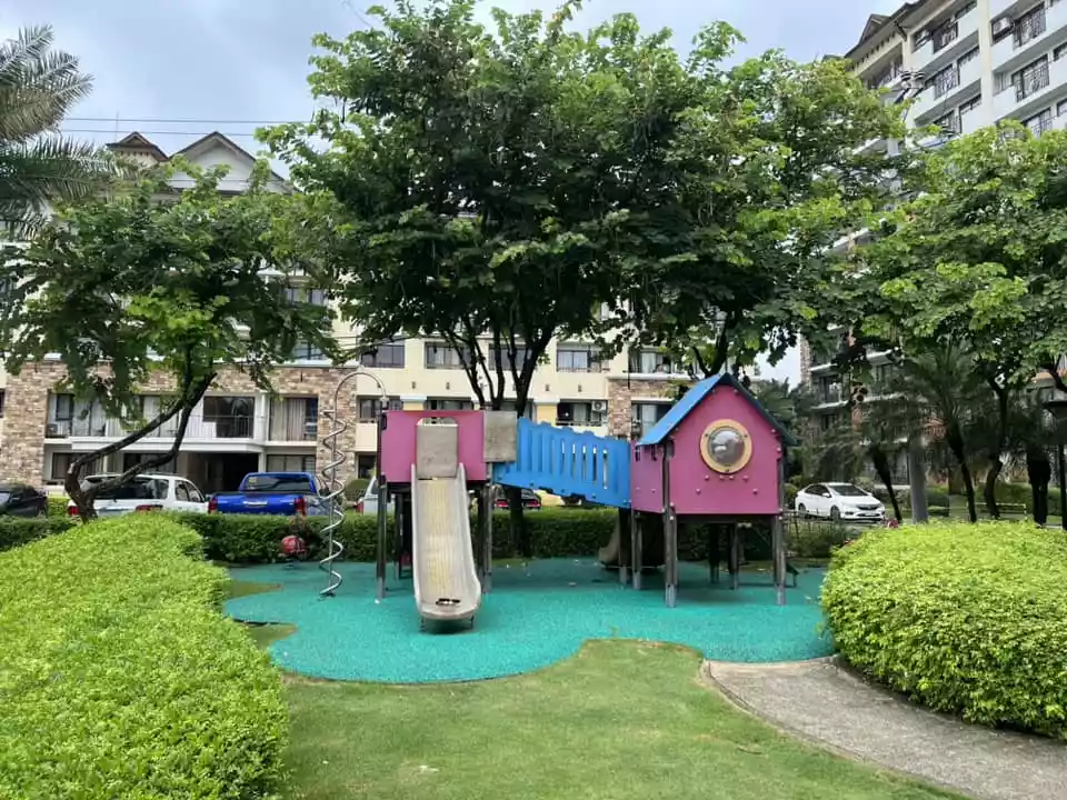 2 BEDROOM UNIT IN ONE OASIS CONDOMINIUM MABOLO — 2 Bedrooms in Pres. Magsaysay Street, Cebu City, Philippines — Photo 5