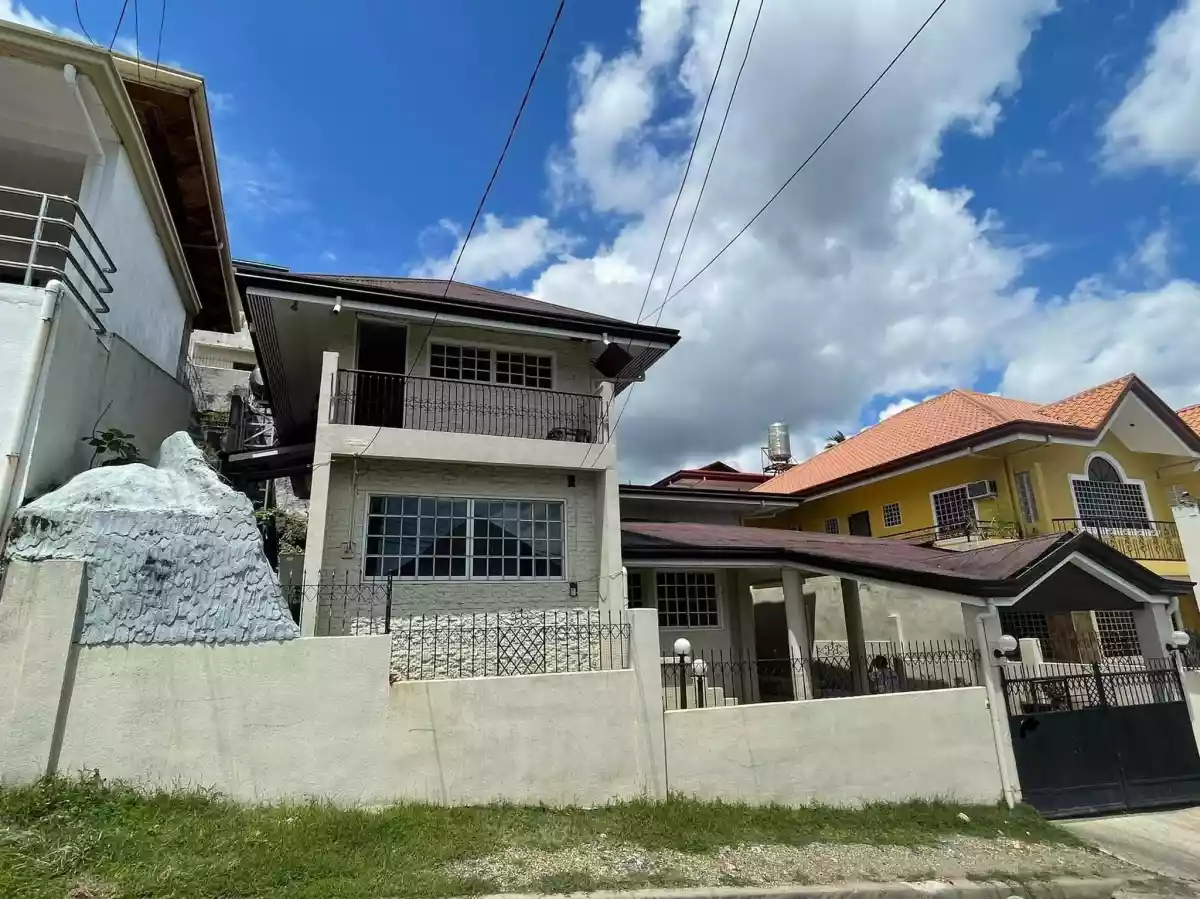 House and Lot For Sale - photo 2