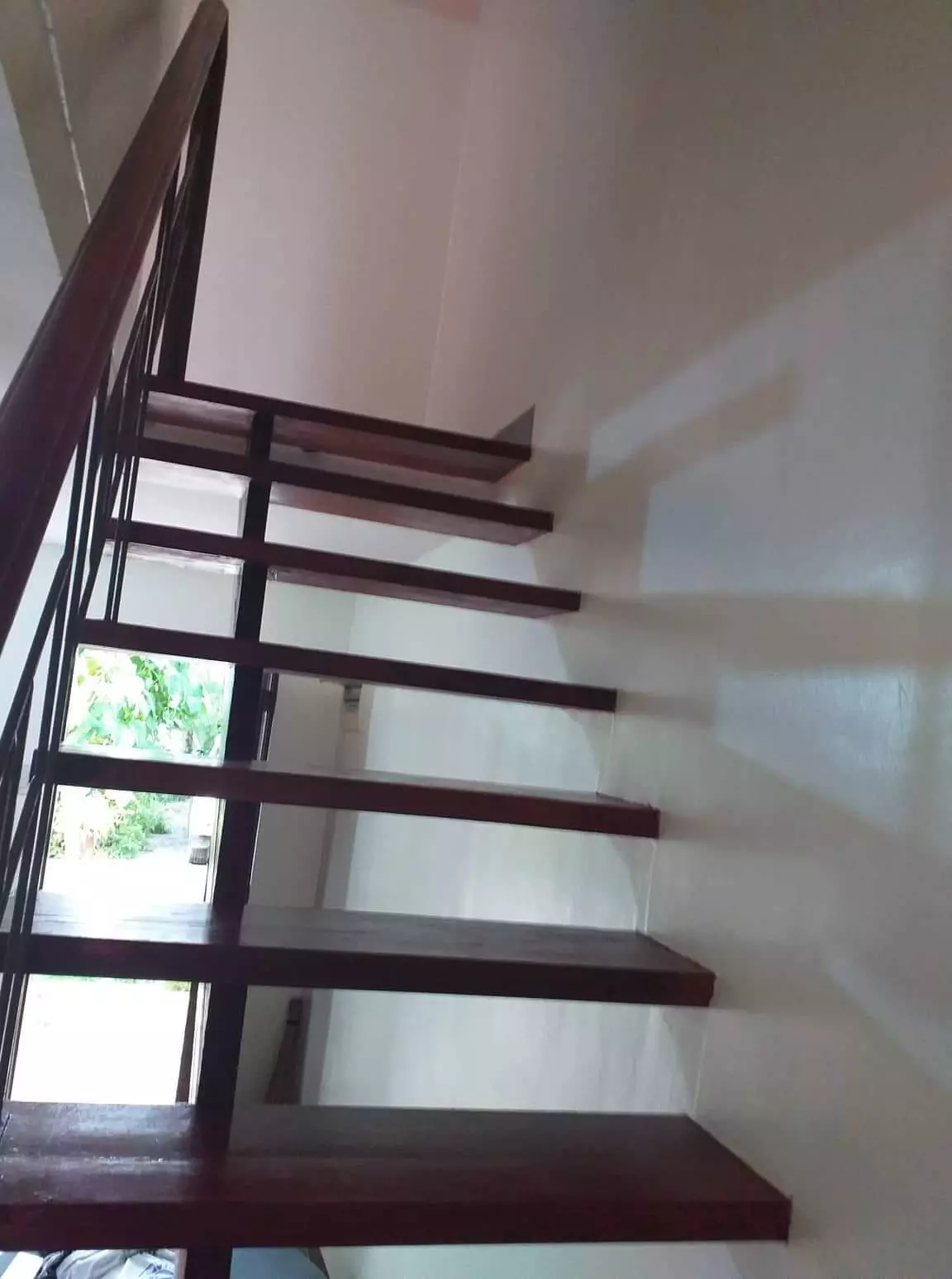 Townhouse For Rent — Townhouse in Kalawisan Road, Lapu-Lapu City, Cebu — Photo 5