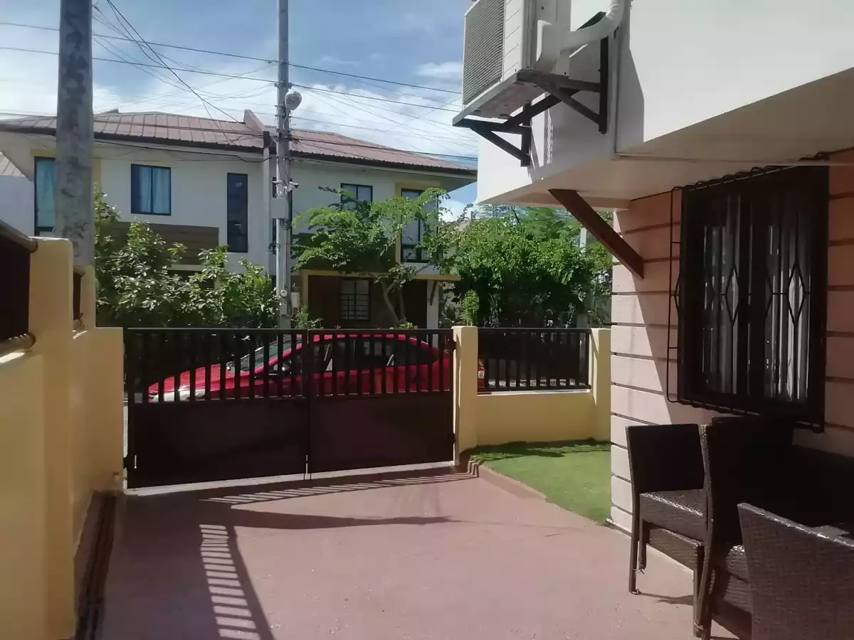 Ajoya House & Lot for Sale - photo 3