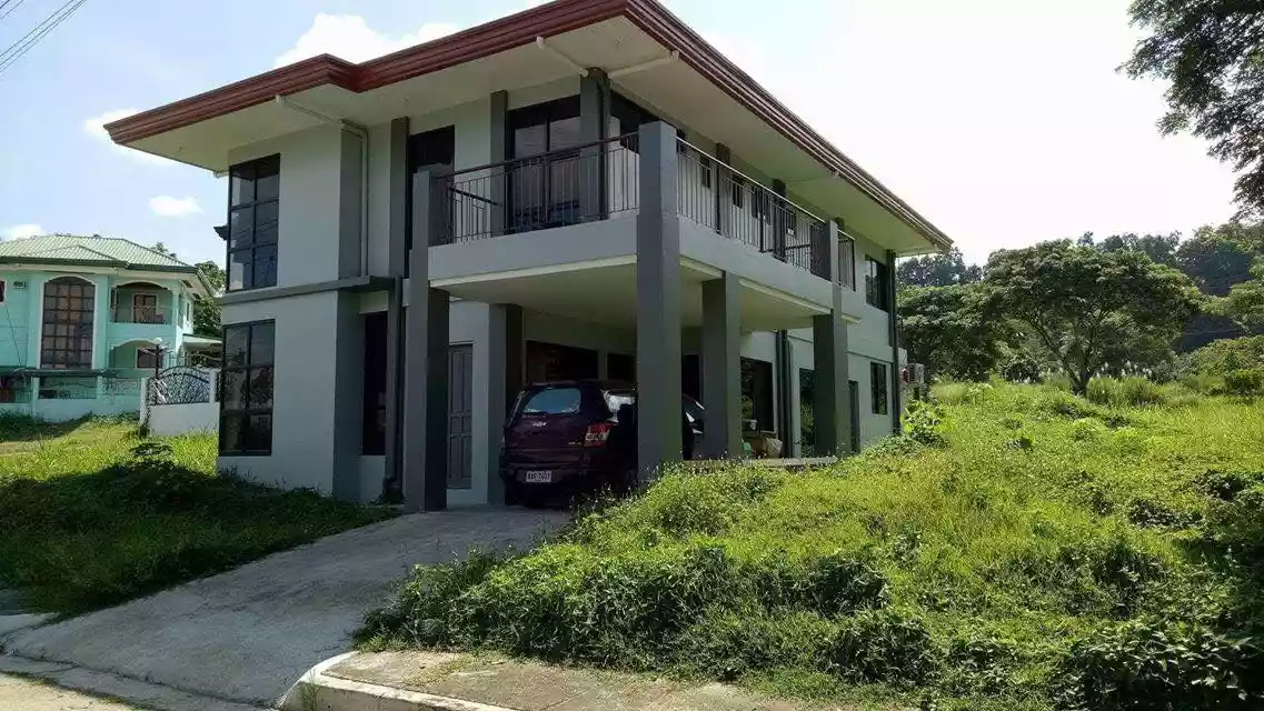 House & Lot for Sale in Alta Monte