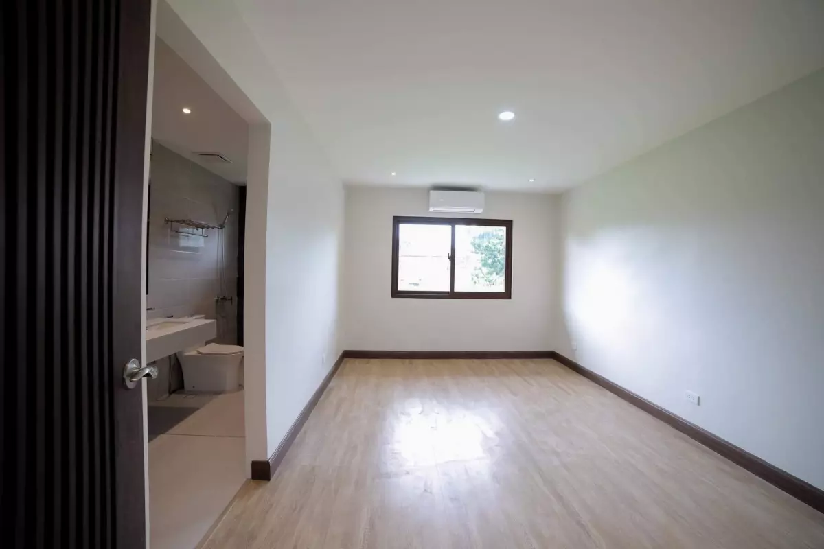 Open photo 17 of 21 — Brand New Resort Home With White Sand Beach In Mactan