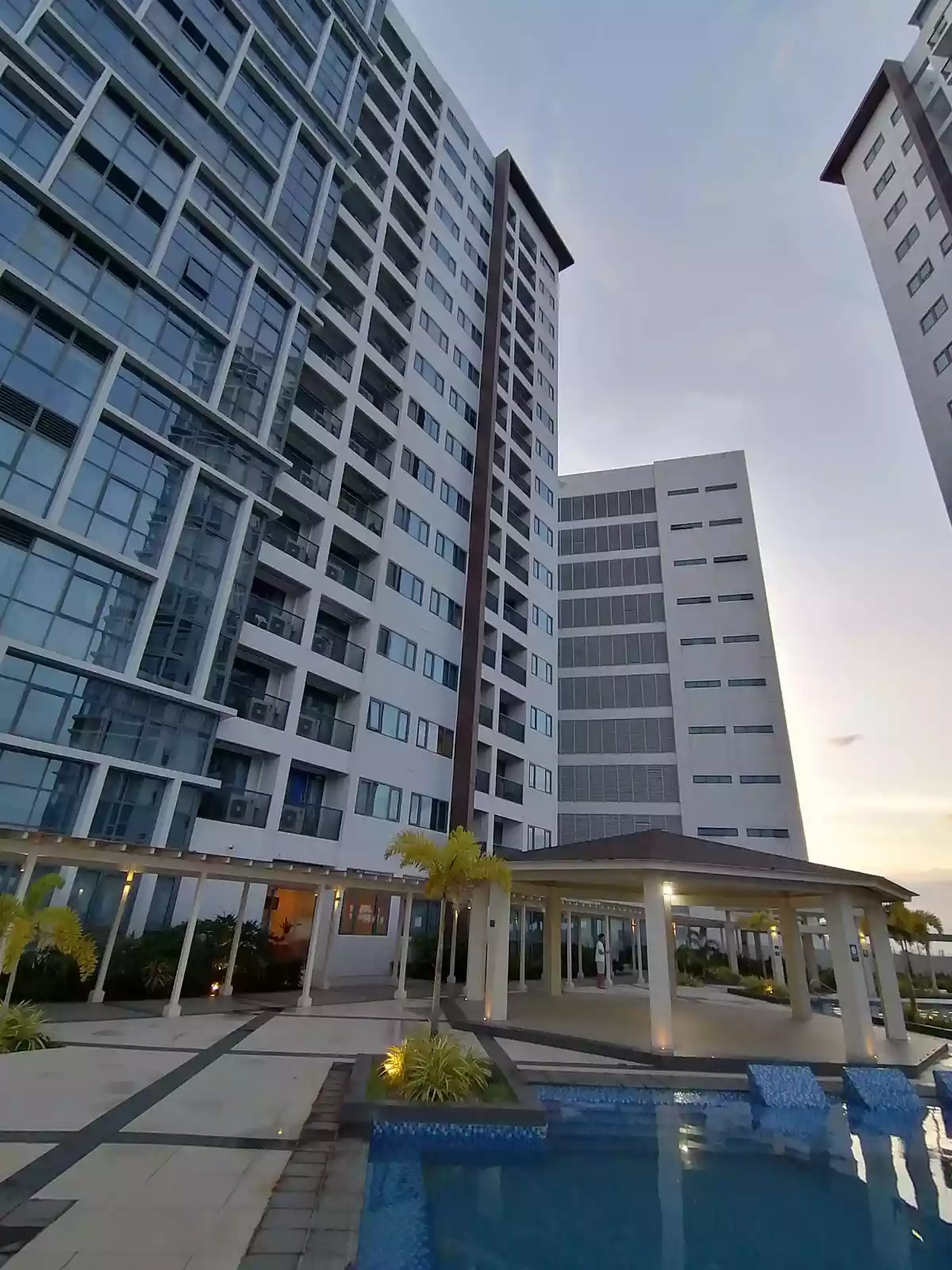 Open photo 14 of 15 — Newly Renovated and Interior Designed Executive Condo Unit At The Mactan Newtown