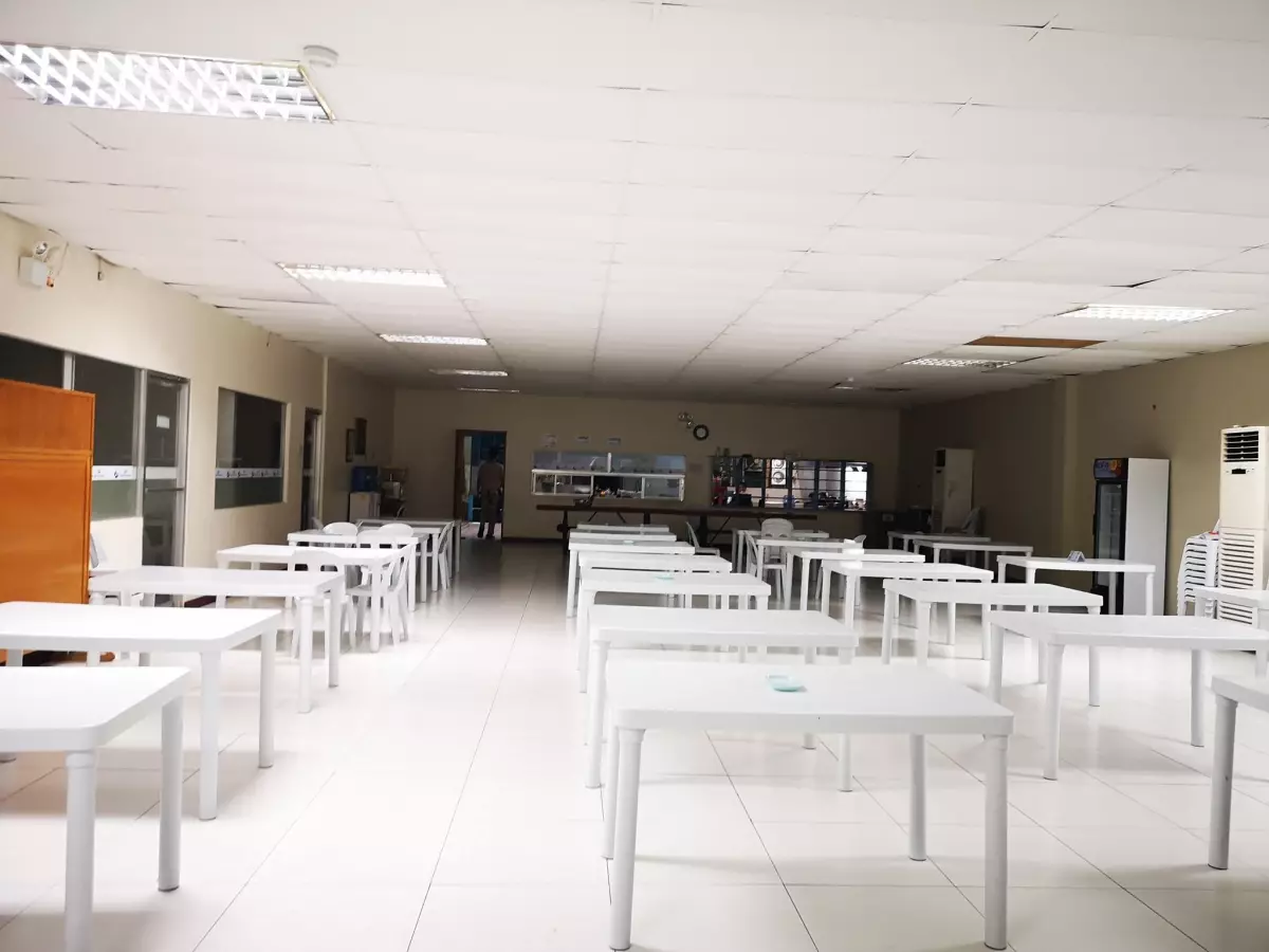 Mabolo dormitory building for Lease Cebu City near CIE and One Oasis Condo - photo 7