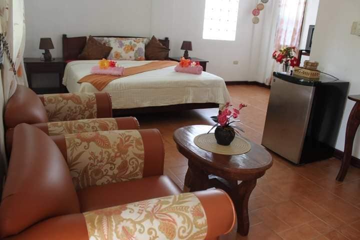 Beach Resort in Moalboal for Sale — Beach House / Resort in Cebu, Philippines — Photo 4