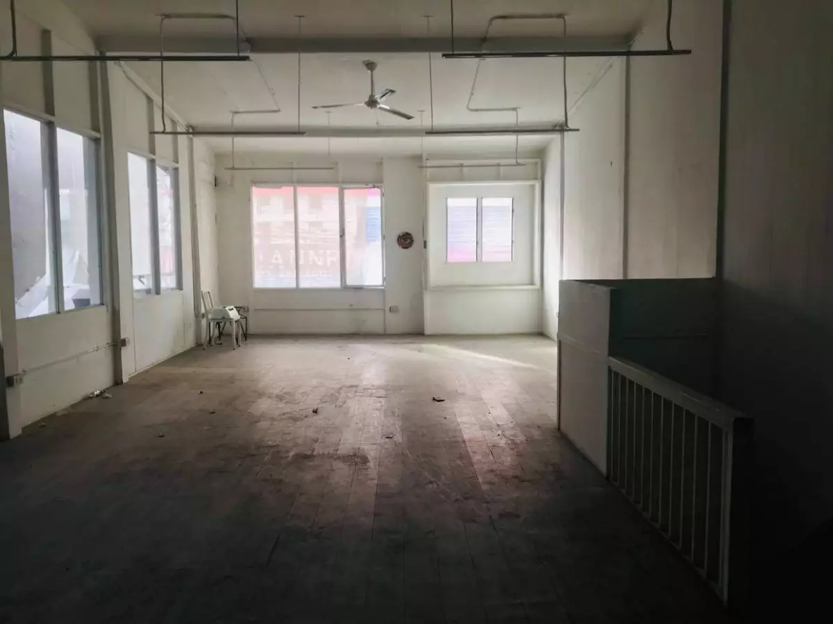 Commercial space for rent — Space in Cebu City, Cebu, Philippines — Photo 2