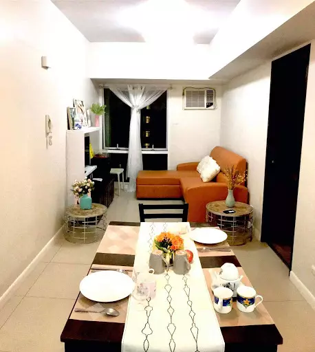 Ayala Solinea Tower2 1BR 43sqm 11thP window view Roads n Mall include Dinning, Kichenete, Bedroom Set, Hotcold shower, Wifi n Phone, good for office - photo 6