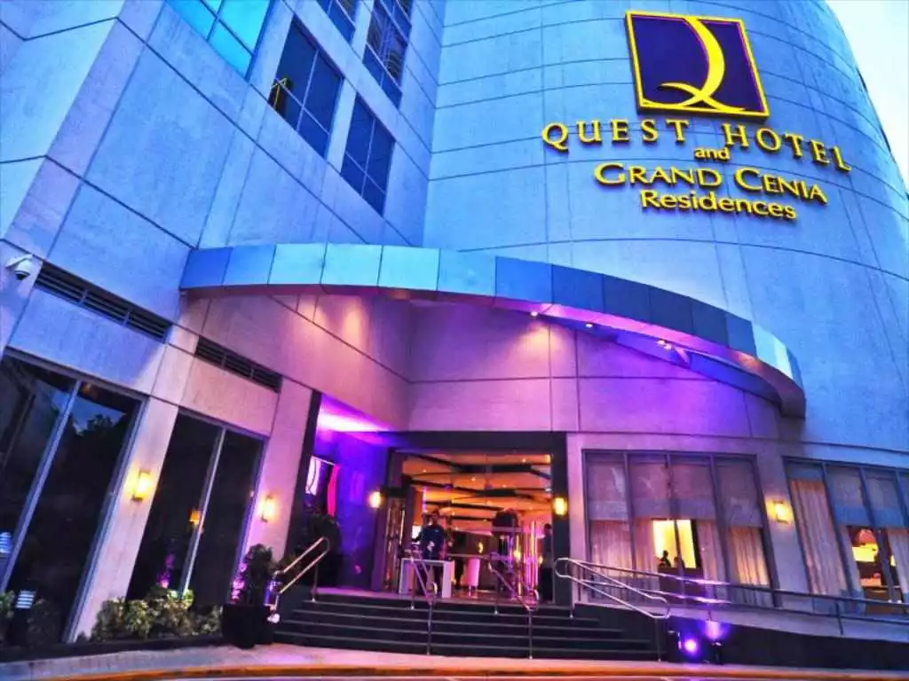 Grand Cenia — 2 Bedrooms in Cebu City (accross Cebu Business Park), Luz, Cebu City — Photo 6