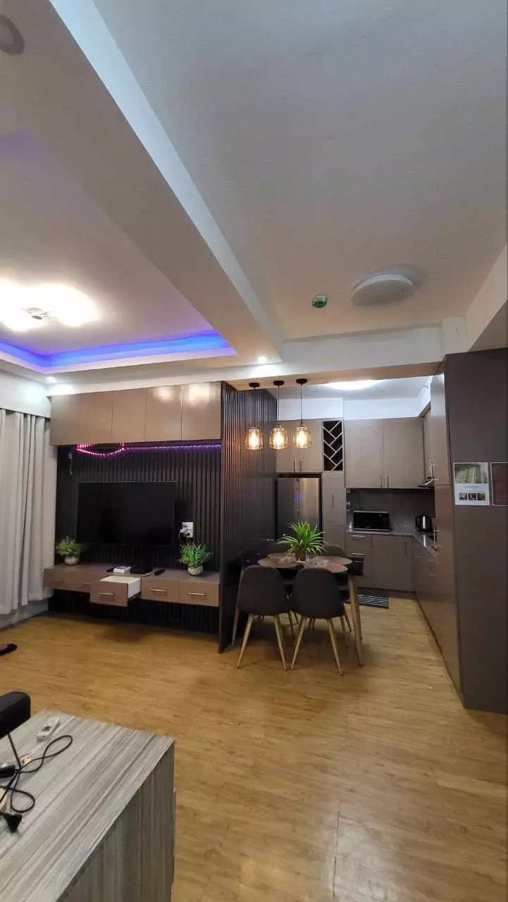 TOP FLOOR FULLY FURNISHED 1-BEDROOM CONDO IN DOWNTOWN CDO